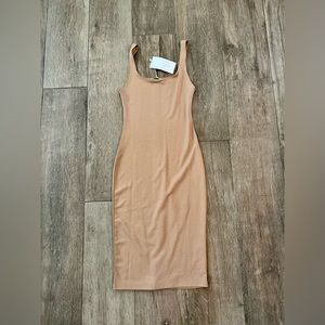Zara midi body con dress